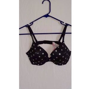 PINK Victoria’s Secret bra NWT